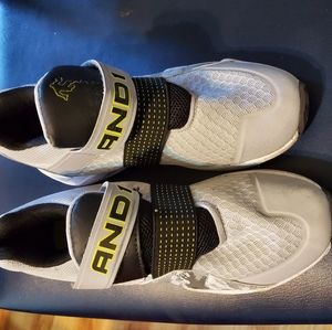 Boys shoes size 6 silver And1